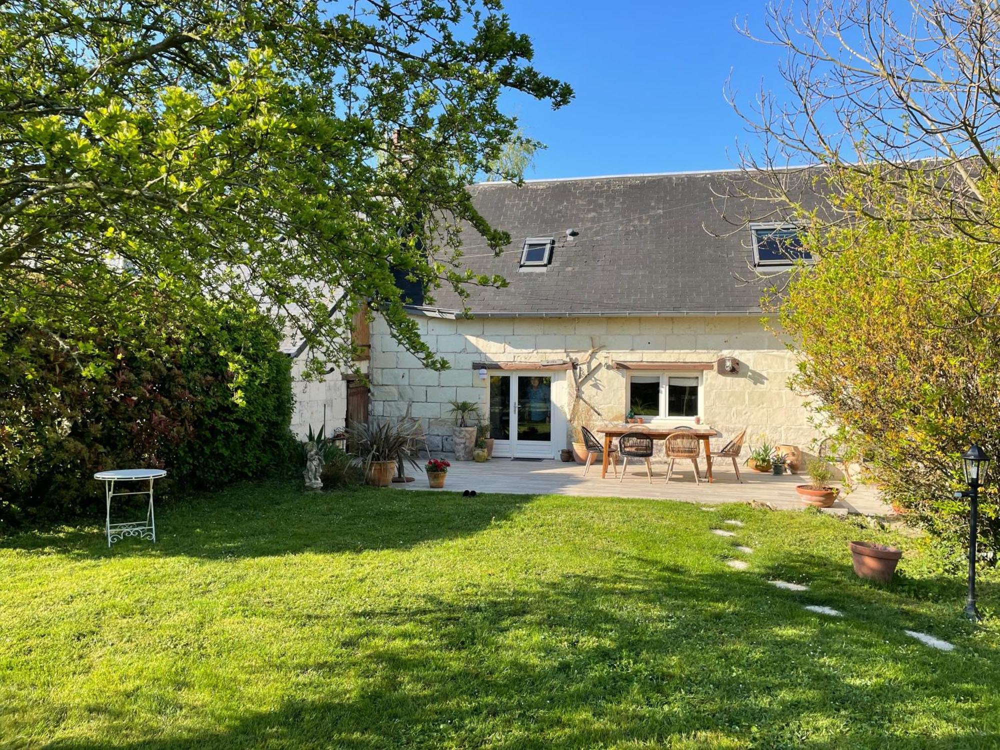 Chambres D Hotes Avec Piscine Et Spa La Foliere Saumur Villebernier Exterior foto